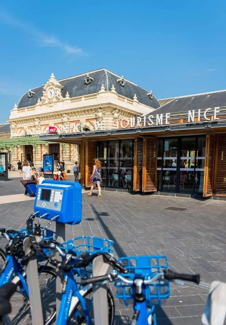 Apartment Apartement Coeur Nice Ville ! Zone Touristique ! France